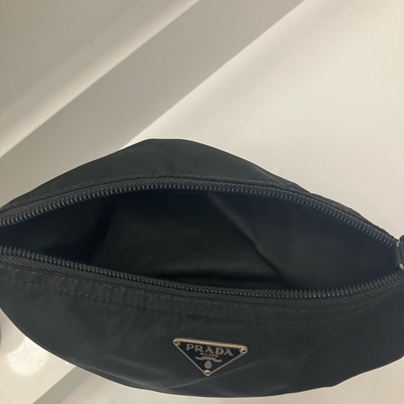 Authentic Prada Nylon Cosmetic Bag. - Picture 4 of 8